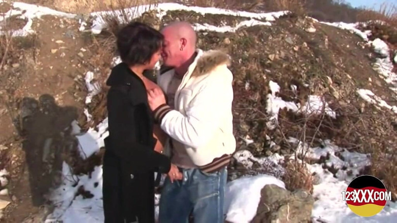 123XXX - Fucked Amateurs in Germany!: He Found Her in the Middle of Nowhere Horny and...