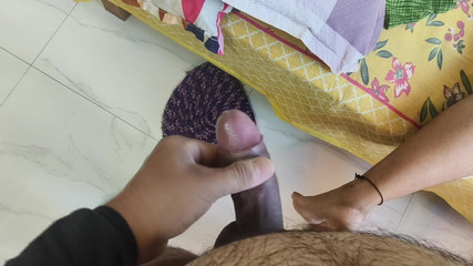 Hotty Mona: Jija Ji seducida por el cuerpo sexy de Saali follada...