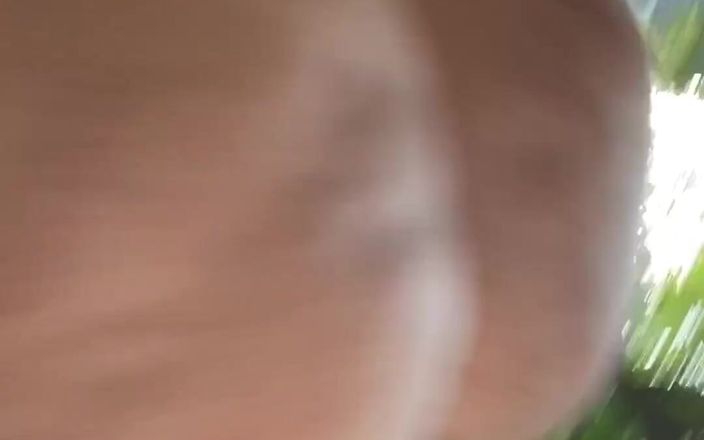 KinkyKatie: 最後まで見る 雨の水曜日だとわかりますか?