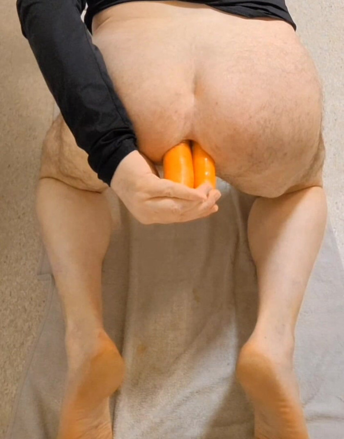 Venusian70: Three Carrots