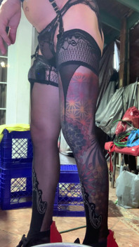 Cintia & Her Mechanical Vibrator Tgirls XXX