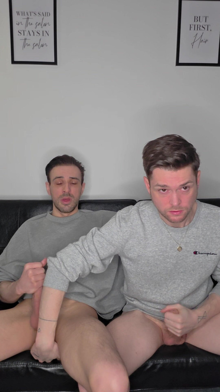 Twotwinkhusbands: Hung Uncut Brotosh Lads Side by Side Masturbation