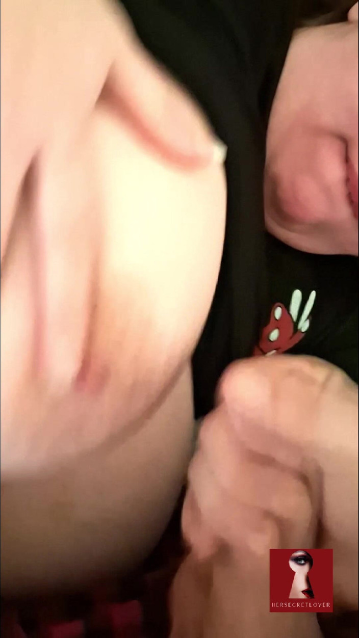 Hersecretlover: Sei Schnell, Ich Habe Meinen Mann Einkaufen Geschickt. Wir Haben...