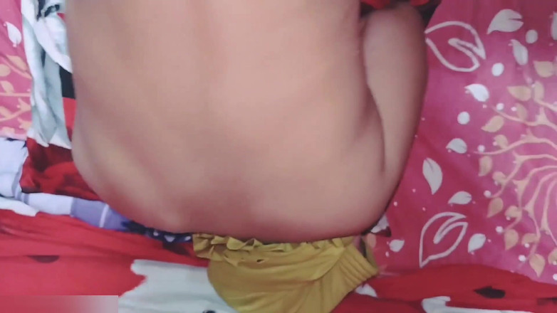 Pasutri indo: Spermim fışkırtana kadar Endonezyalı genç kızın sıkı amını sikiyorum