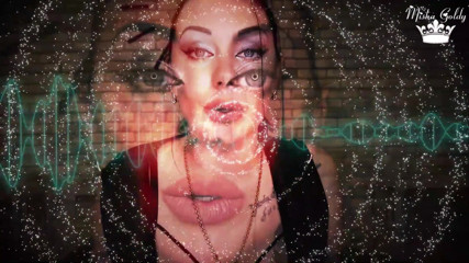 Goddess Misha Goldy: Сry creatura! Toată lumea te urăște!