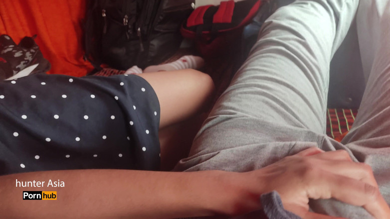 hunter Asia: Chica Viajera Desconocida Me Seduce En El Autobús Y Terminé...