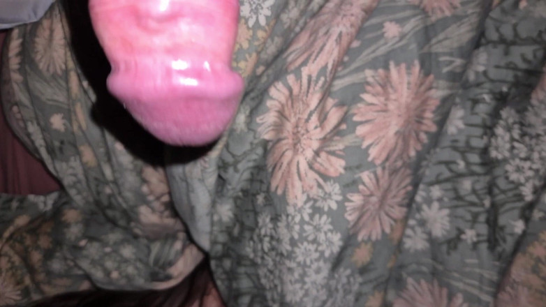 SwitchMixCouple: Schläfrige freundin, zwei clips mit nahem sperma im mund