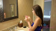 ATK Girlfriends: Virtual vacation in Las Vegas with Renee Roulette 1/3