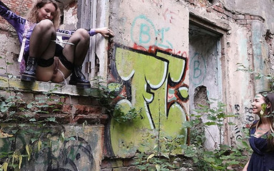 Puffy Network: K čemu jsou přátelé od Got2Pee, kde dívky přicházejí chcat