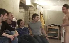 Xy-gays x. yıldönümünde grup seks