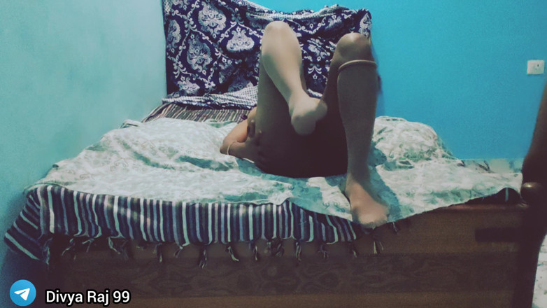 Divyaraj99: Meri Pados Wali Bhabhi
