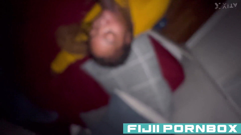 Fijii pornbox: Ayah tiriku ngentot pantatku sama pacarku sendiri, dia kira aku...