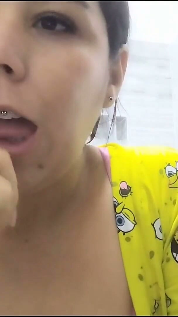 All You Can Fetish: Fetish lidah, permainan hidung, hidung, pancutan mani pada pendakap gigi...