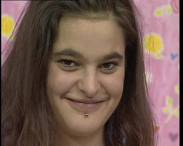 YOUR FIRST PORN: Steffi Wichst Ohne Ah Und Oh.. - Steffi Jerks off Without...