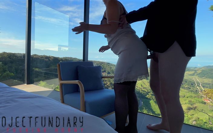 Projectsexdiary: Knubbig sekreterare i en sidenklänning har sex med chefen på...