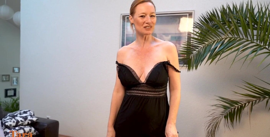 Tara Human: Hey Darling, Want to Watch Me Pamper My Horny Pussy?!