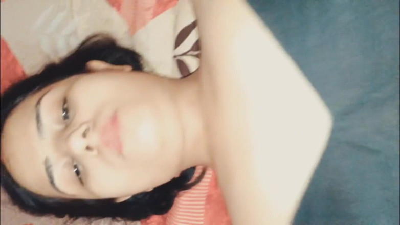 Hot Sis: Latika Baby si vezme plného velkého ptáka a nevlastního bratra,...