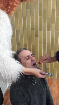 Scrumieră umană