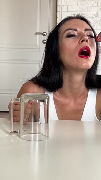 Giantess-executrix Eats & Steps on Tiny Men Barefoot & Heels