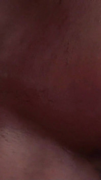 Napalona milf z dużymi cyckami Orebella masuje pasierba