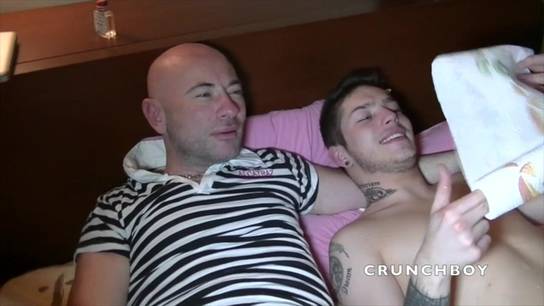 BAREBACK AND CREAMPIE CLUB: Young straight dude fucking Stepdaddy bareback