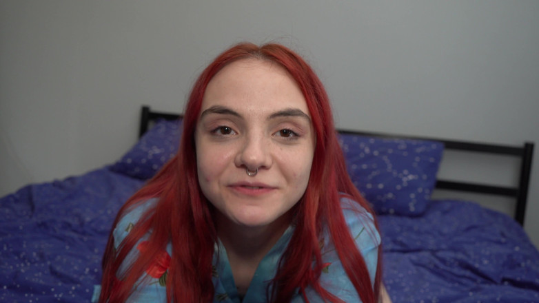 LoveHomePorn: Stunning Redhead Strips and Plays with Herself