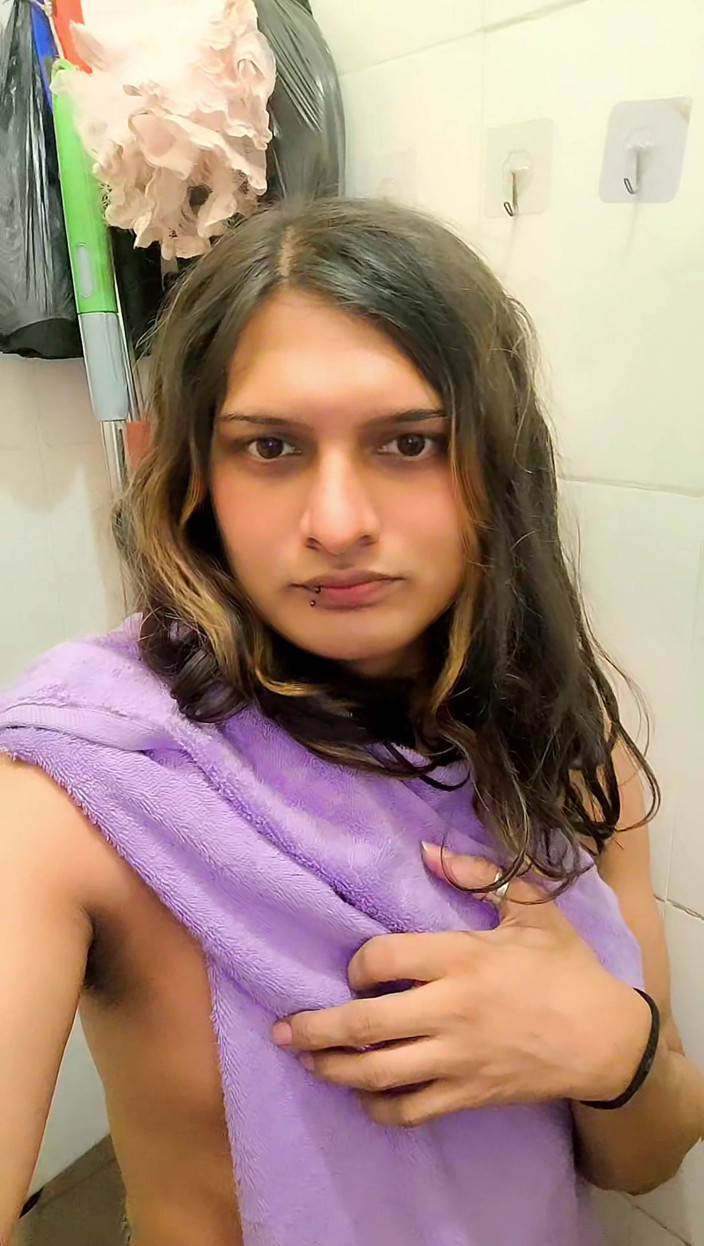 Zoyasazadai: Zoya Shezadi, Aku Sheetal Patel Dan Mahalku Dengan Gaun CD...