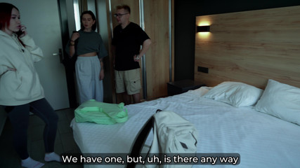 Toma Mur: Step Stepmom and Step Stepsister Share Bed with Step Stepson...