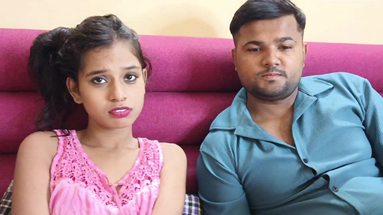 lust of milf: Старий по сусідству захопив дівчину свого сусіда.