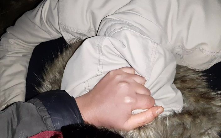 Lesbian-candys: Tanıştığımız ilk gün parkta amımı yaladı