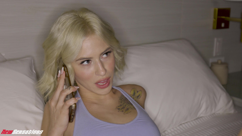 HotwifeXXX: Cheating Kiara Cole Presents Herself in Slut Pink