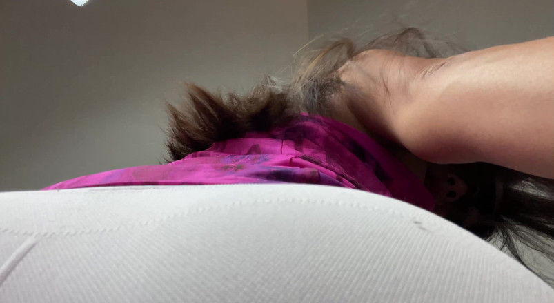Mean Asian Wife: Sudut pandangan pertama kongkek duduk muka, awak dikalahkan