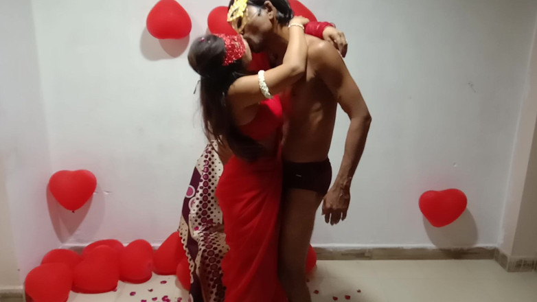 Marathi Queen F: Couple Fun Valentine Specil