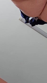 Buceta morena peluda, peitões, mulher peluda sensual na cozinha Sexy MILF, buceta peluda, bunda grande