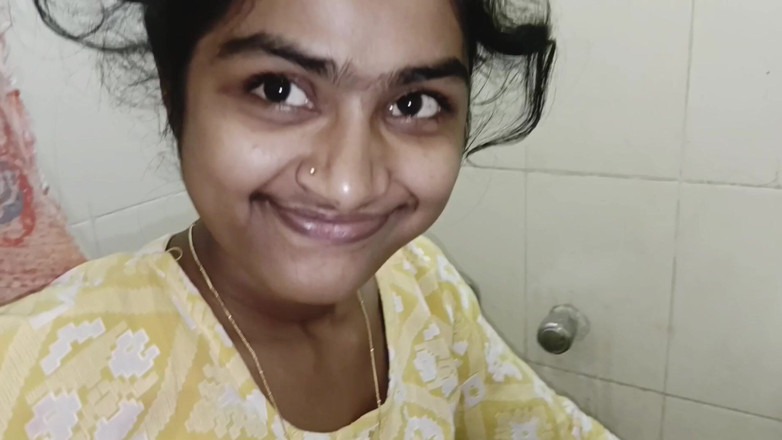 LateralChain349: Session 24. Desi Couple Sex at Bathroom