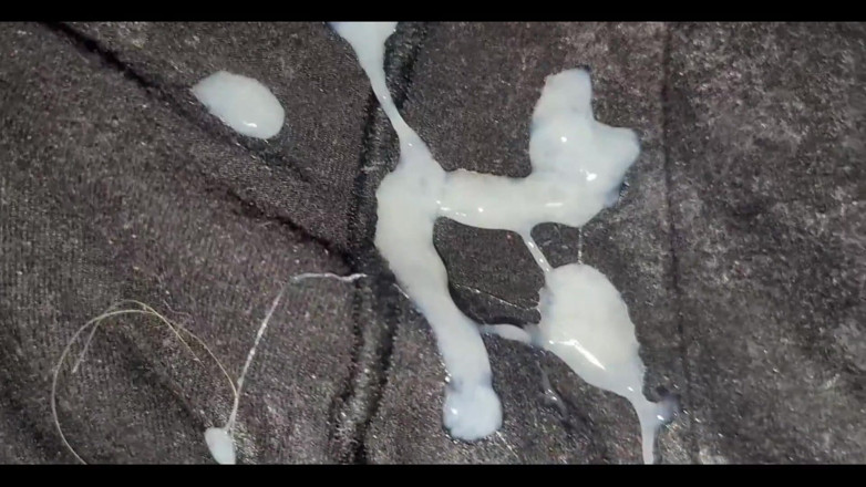 WolfgangWhite: Orgazm na swoich bokserach