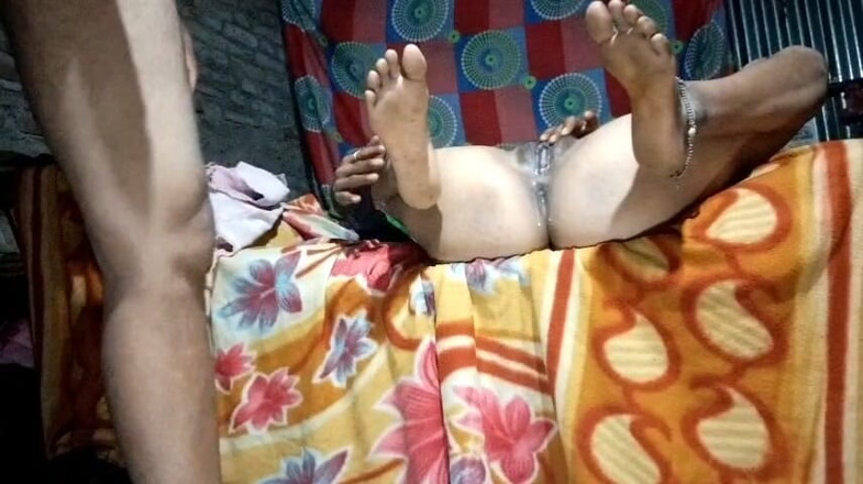 KMM: Desi Shayari bhabhi o jejím nočním sexu u ní doma