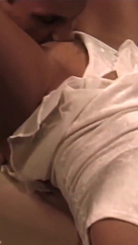 Seksi hatun emiyor ve sikişiyor