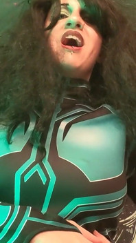Hela Destroys Captain America