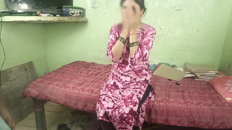 Pyaripooja: Desi Bhabhi Homemade Sex Vedio Leak.