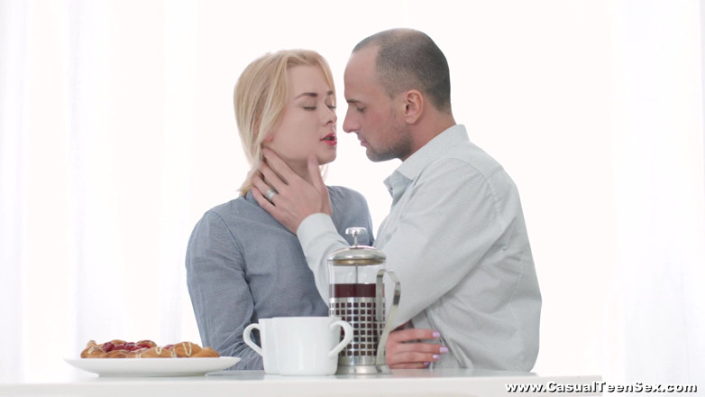 Casual Teen Sex: Anal tour for cute tourist