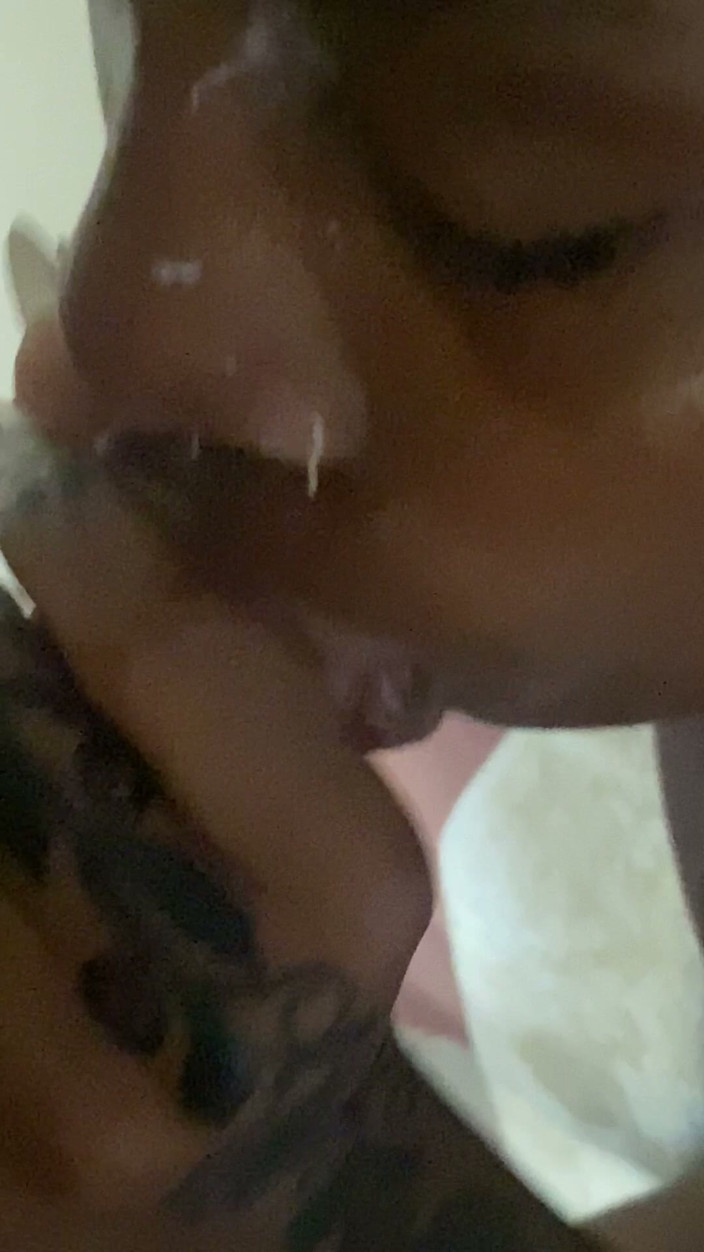 DivaHouz: Teen Gives Sloppy Blowjob