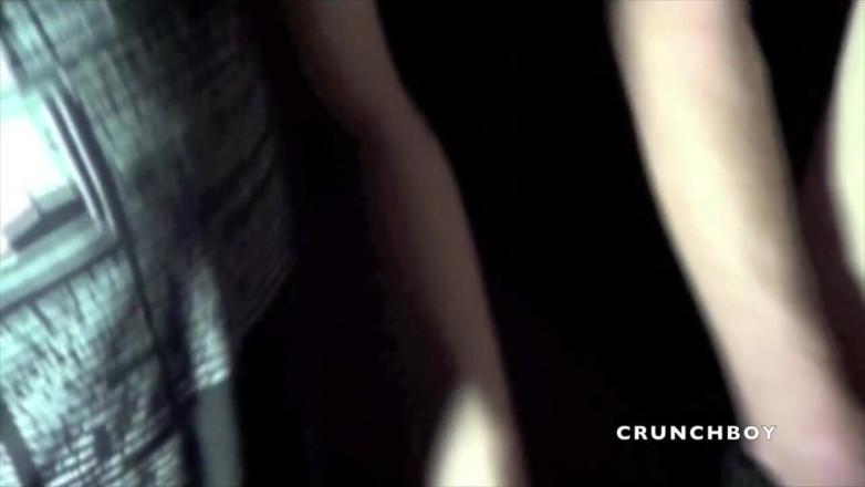 Crunch Boy: Seyir halinde grup seks oral seks