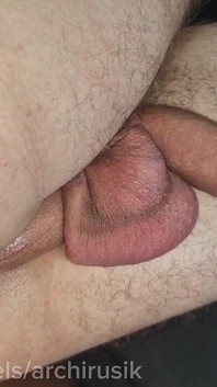 A Passerby Boss Fucked a Transsexual Sissy Femboy While Driving a Car, Squirting Semen Onto Her Stockings.