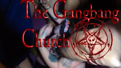 The Gangbang Church: 갱뱅 교회에서 배드걸 린의 첫 갱뱅
