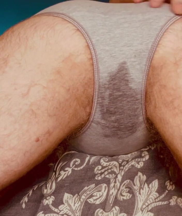 C-Spot: Cspot se fait tremper dans ma culotte, me doigte le...