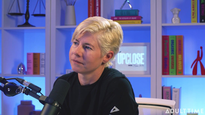 Adult Time Podcast: De-bunking Ideas of Pleasure with Charlie Forde! | the Adult Time...