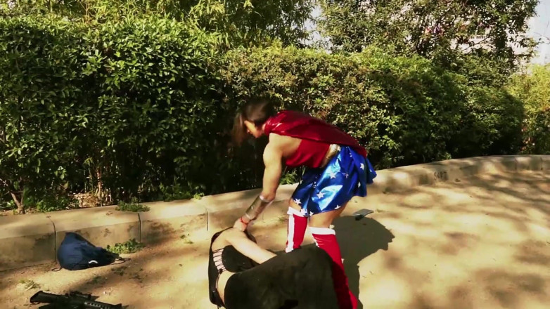 Nikky Thorne's Amateur Teen Casting: Wonder woman in hot pursuit