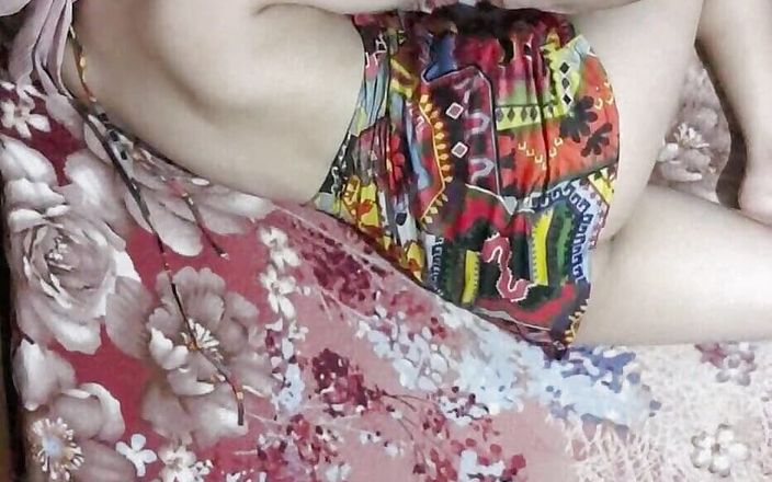 sahar good: Một giọng nói rõ ràng đến với tôi và bước vào đường...