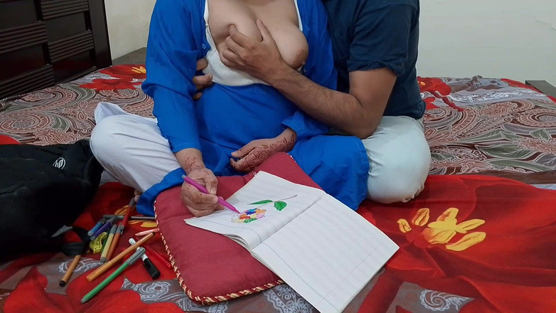 QueenbeautyQB: Индийский сводный брат занимается сексом со своей сводной сестрой после горячей ее во время рисования